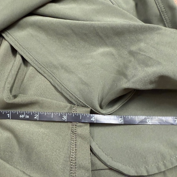 Patagonia Women's Fleetwith Skort Size XS Olive Green Outdoor, Hiking, Athletic - Picture 13 of 14